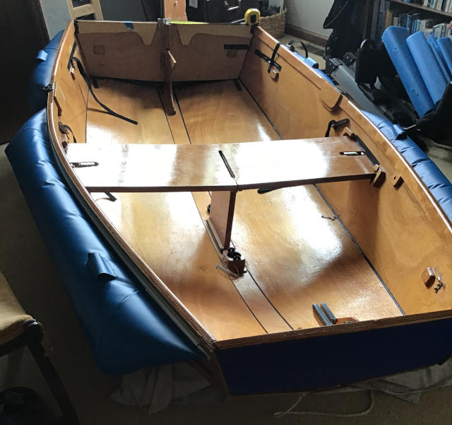 ​Dinghy with 8-inch diameter sponsons for improved balance