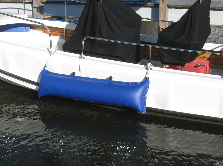 Blue standard duty inflatable boat fender