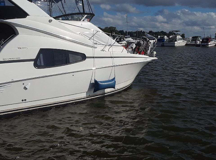 Standard-duty fender with multiple attachment loops